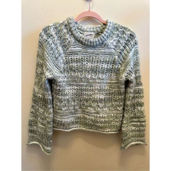 Universal Thread Green and White Knit Bell Sleeve Sweater Size XS - Picture 3 of 6